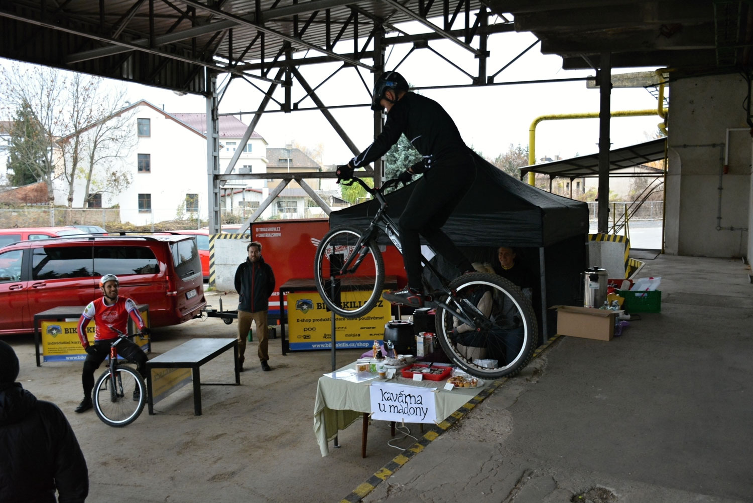 Exhibice Bike Instruktor