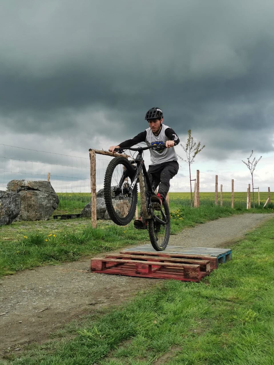 Exhibice rozhledna a Bikeskills campy