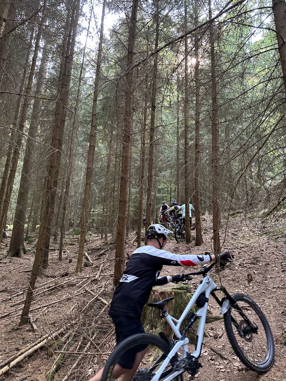 Campy Bikeskills a exhibice v lázních