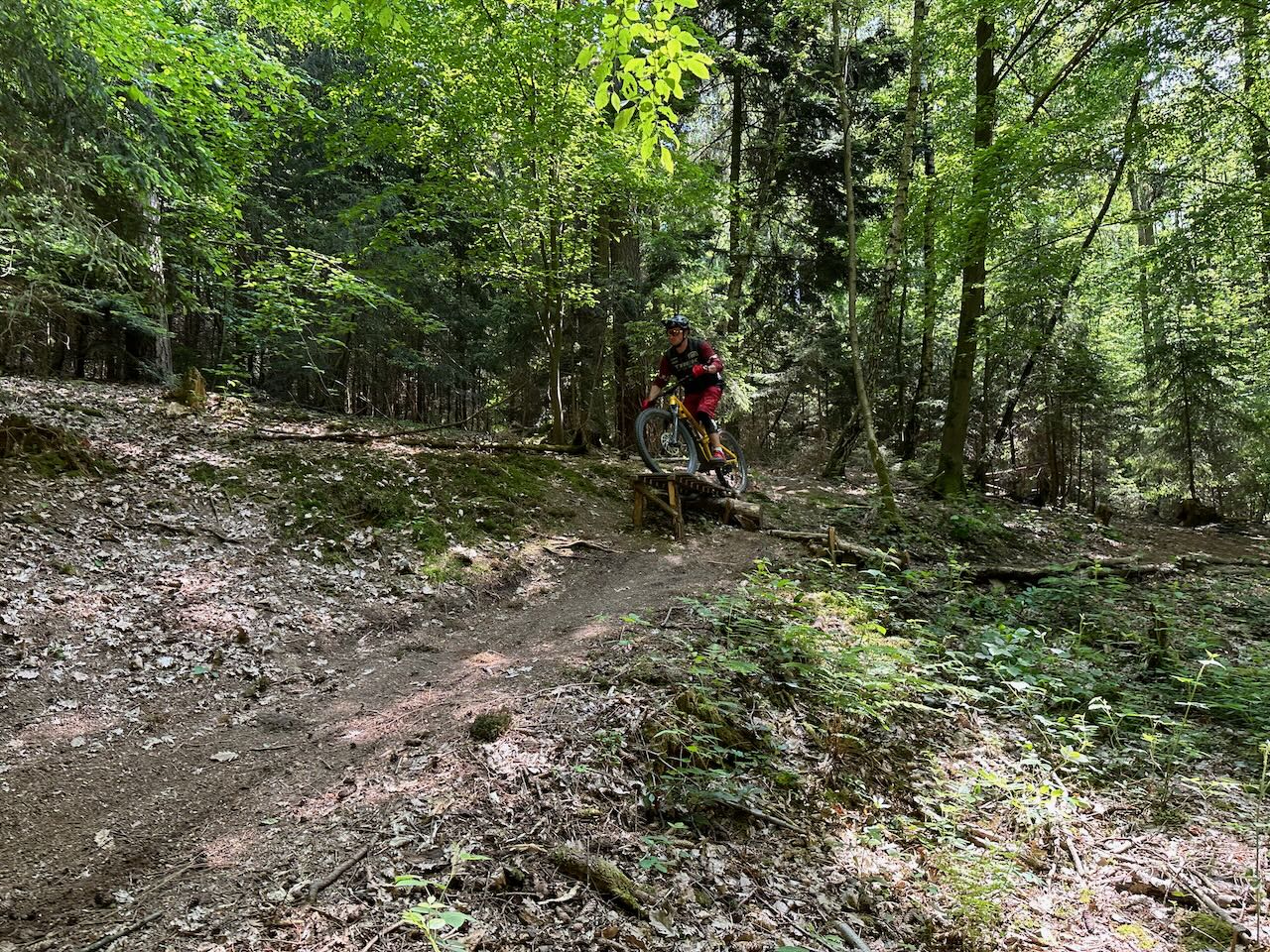 Campy Bikeskills a exhibice v lázních
