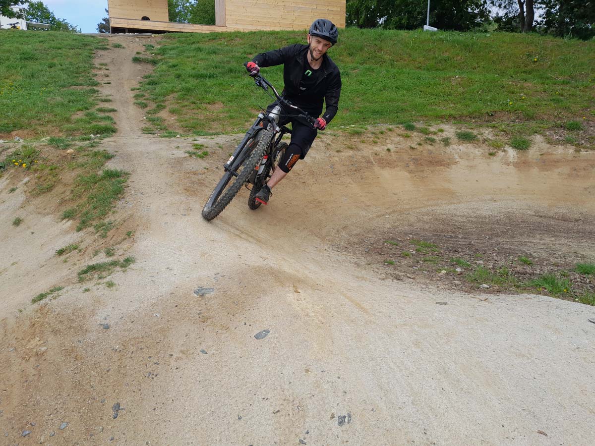 BIKESKILLS super fast camp