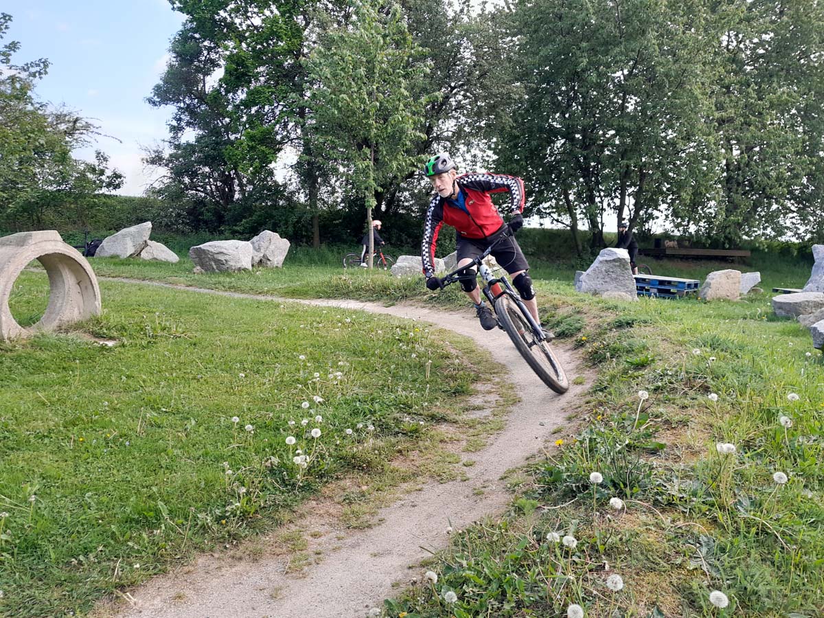 BIKESKILLS super fast camp