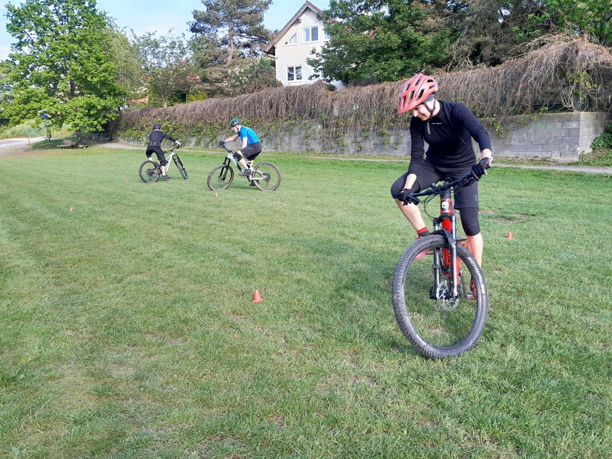 BIKESKILLS super fast camp