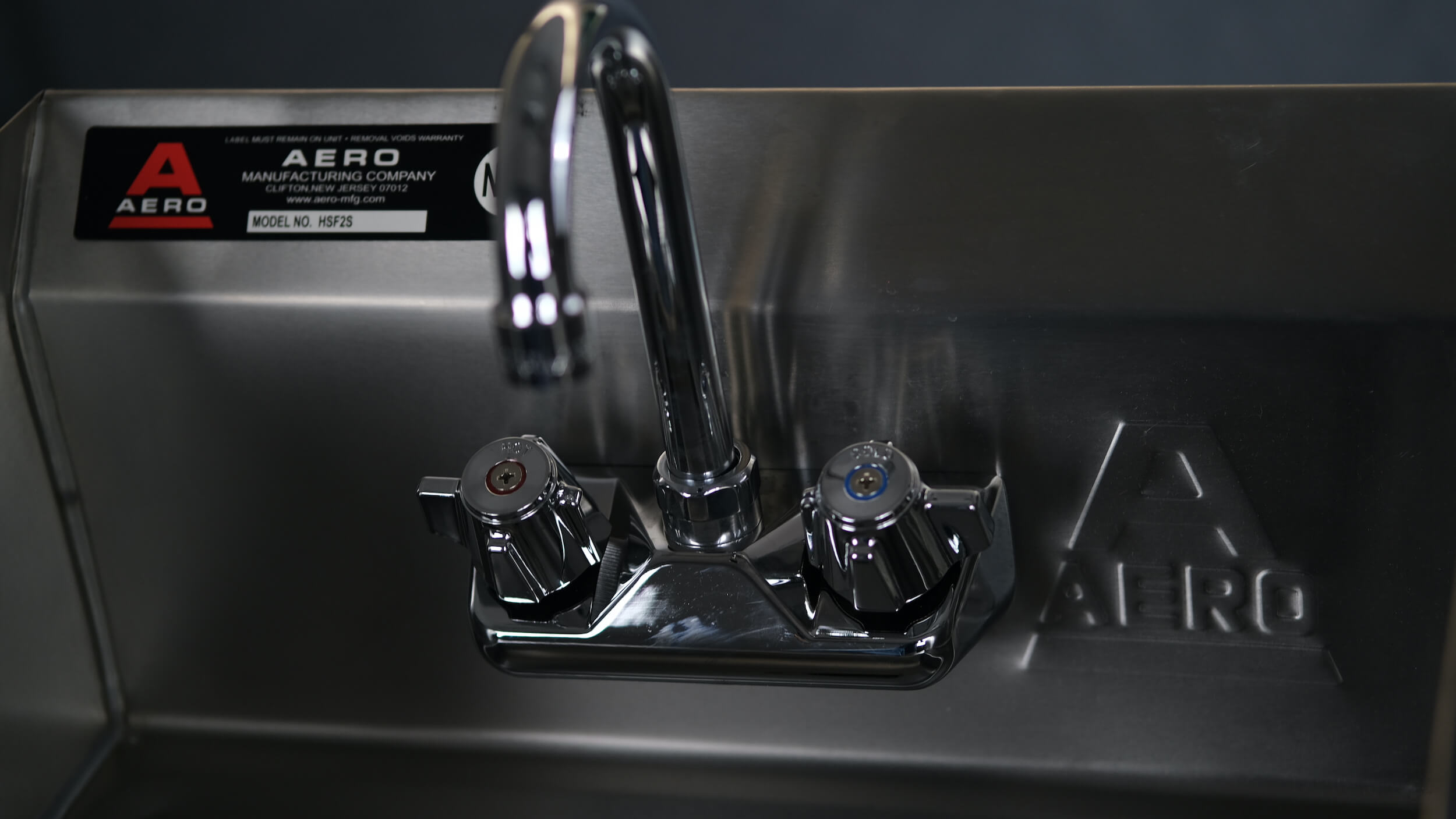 Choosing the Right Sink for Your Commercial Space