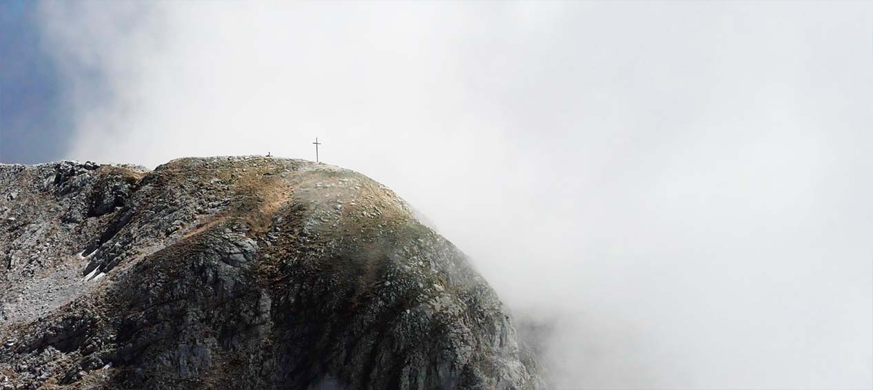 Mountain Lockdown - fotogramma