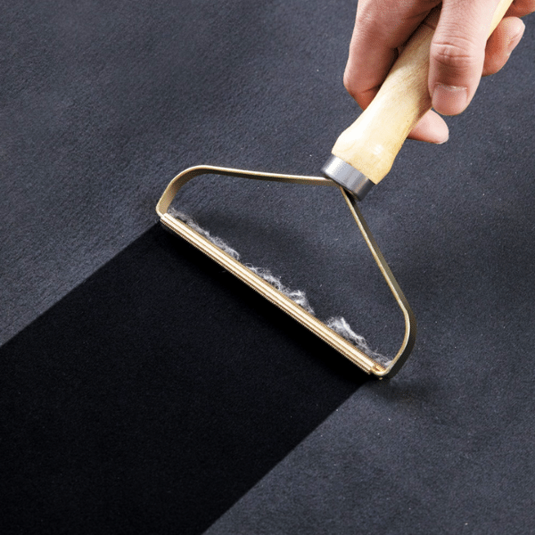 Portable Lint Remover