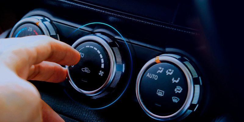 Mantención del aire acondicionado en el auto: beneficios y riesgos