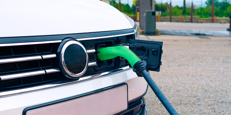 Flota de autos verdes: Transición hacia Vehículos Sostenibles y Eficientes