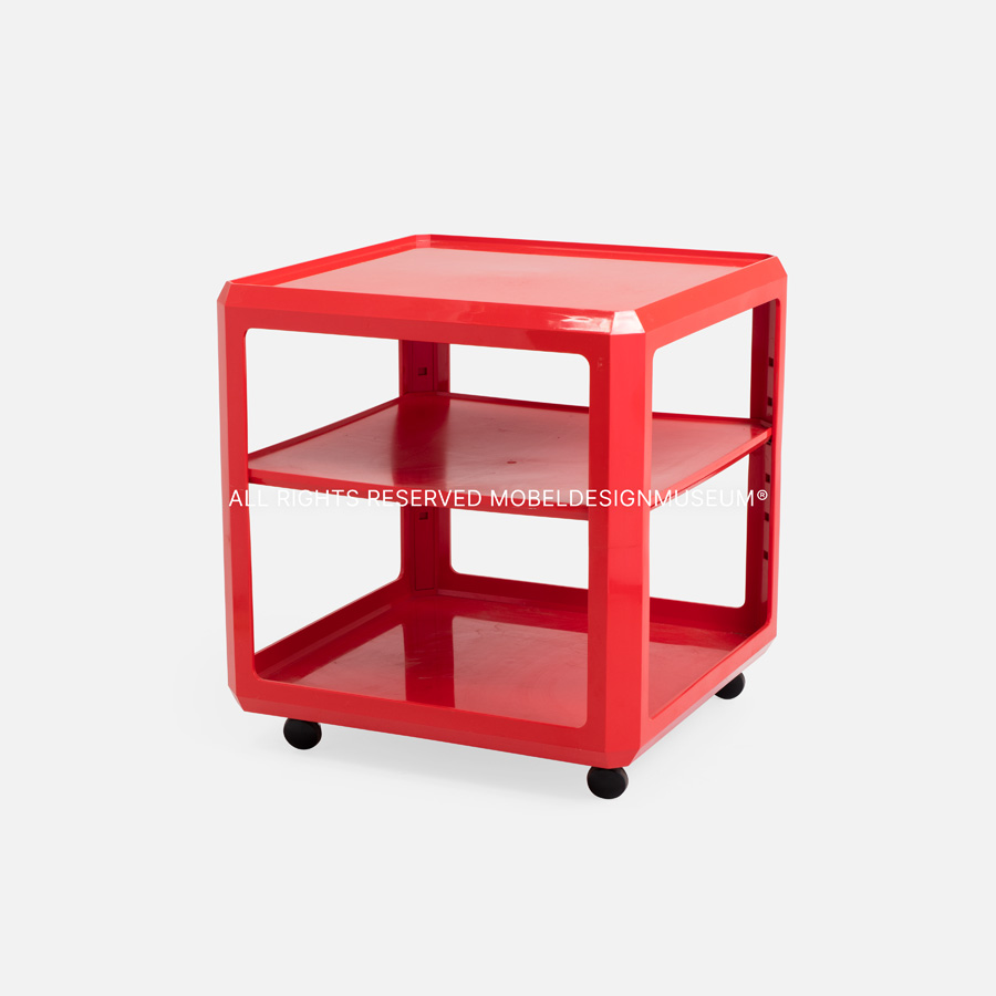 Kartell table 2 by Alberto Rosselli Möbeldesignmuseum