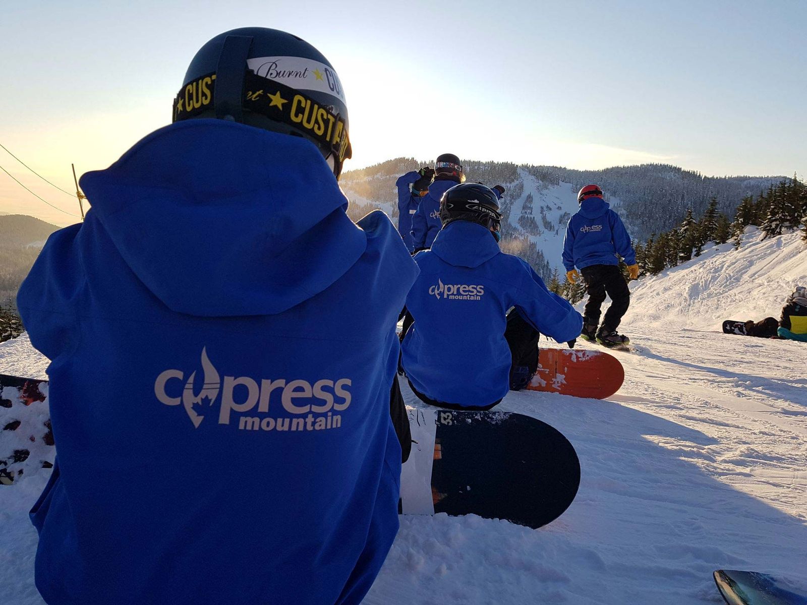 A Qualified Ski Or Snowboard Instructor EA Ski & Snowboard