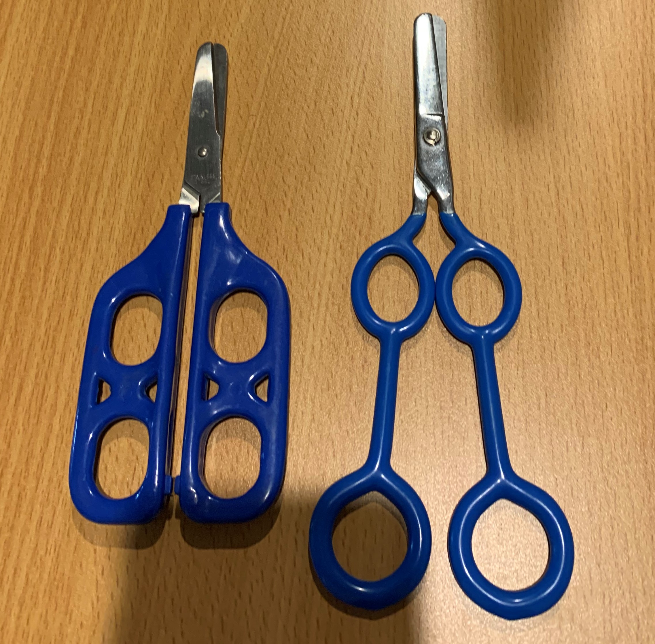 DUAL HAND SCISSORS - Biala Peninsula