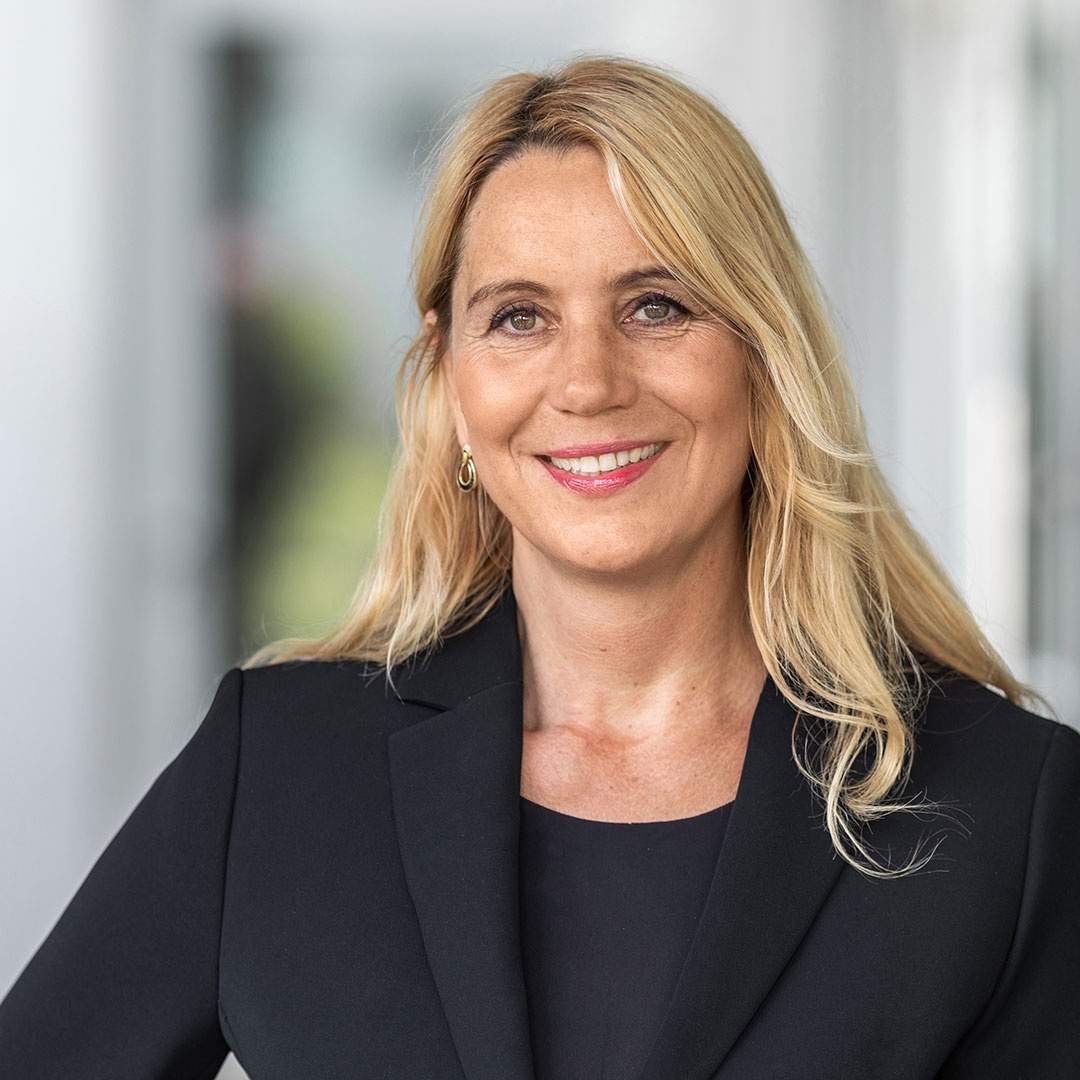 Isabella-Afra Holst