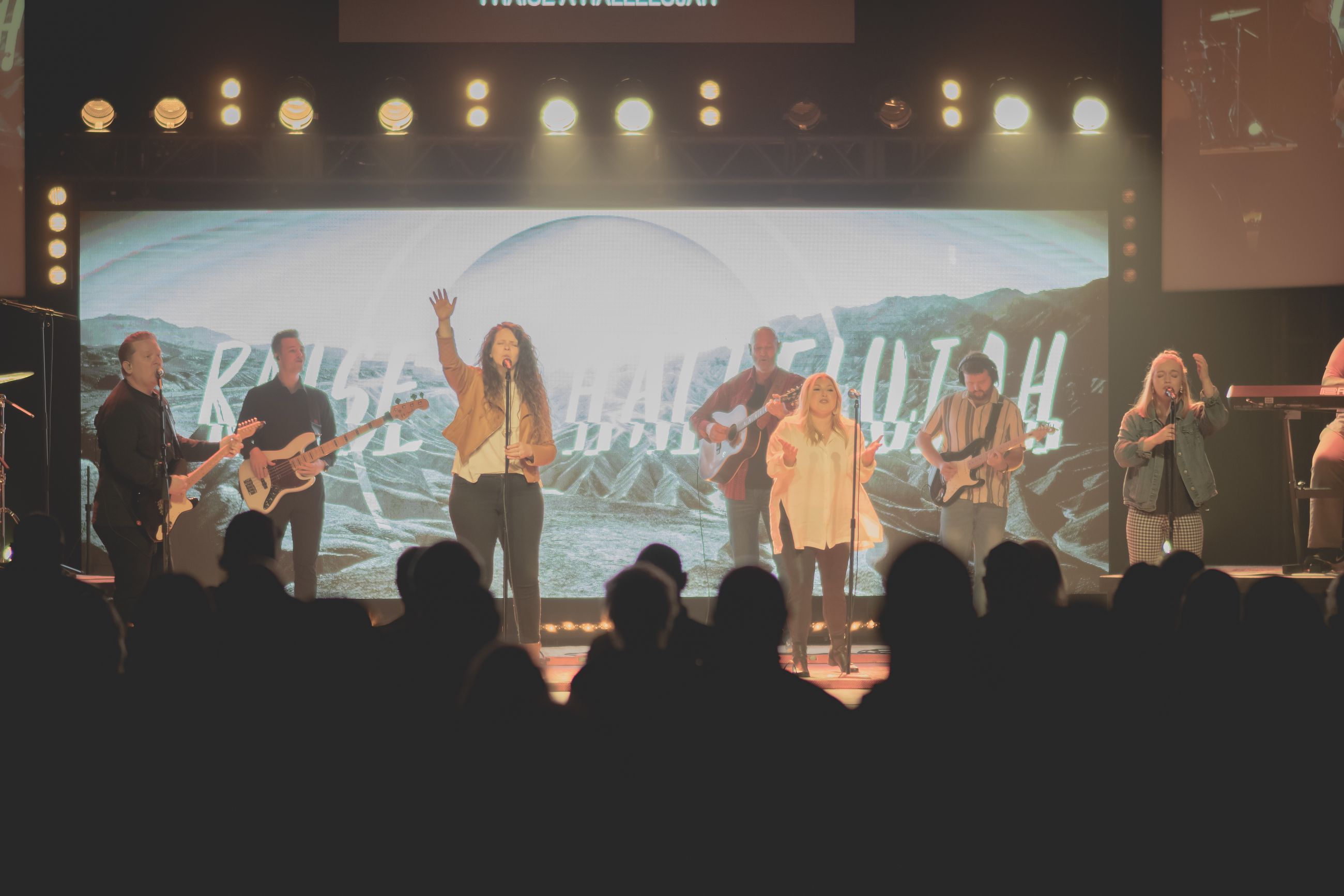 Pastor'S Sudden Resignation Sends Shockwaves Through North Point Church - j2jemnt