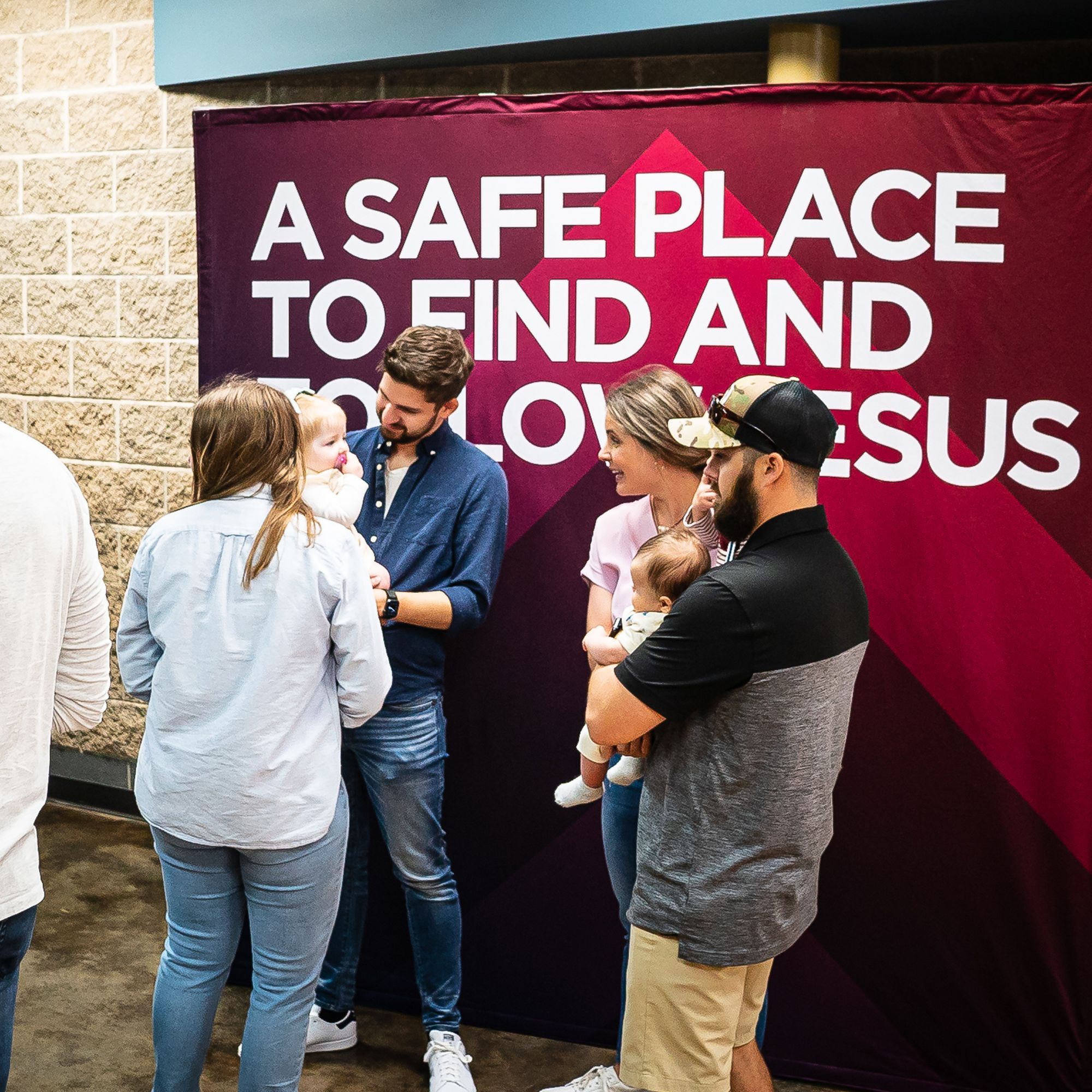 Pastor'S Sudden Resignation Sends Shockwaves Through North Point Church - uwg6r3w