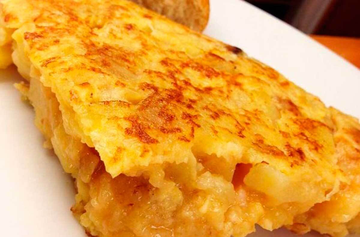 La tortilla de patata del Bar La Navarra es conocida por todo pamplonés por su calidad y su sabor.