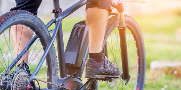 La prime dédiée à l’achat d’un vélo électrique augmente à partir du 15 août. Assurnext fait le point sur ses évolutions.