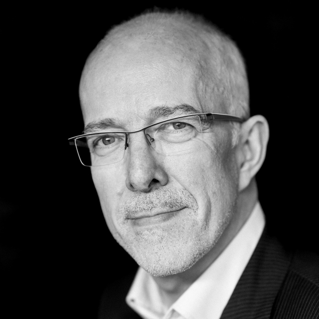 Alasdair REID