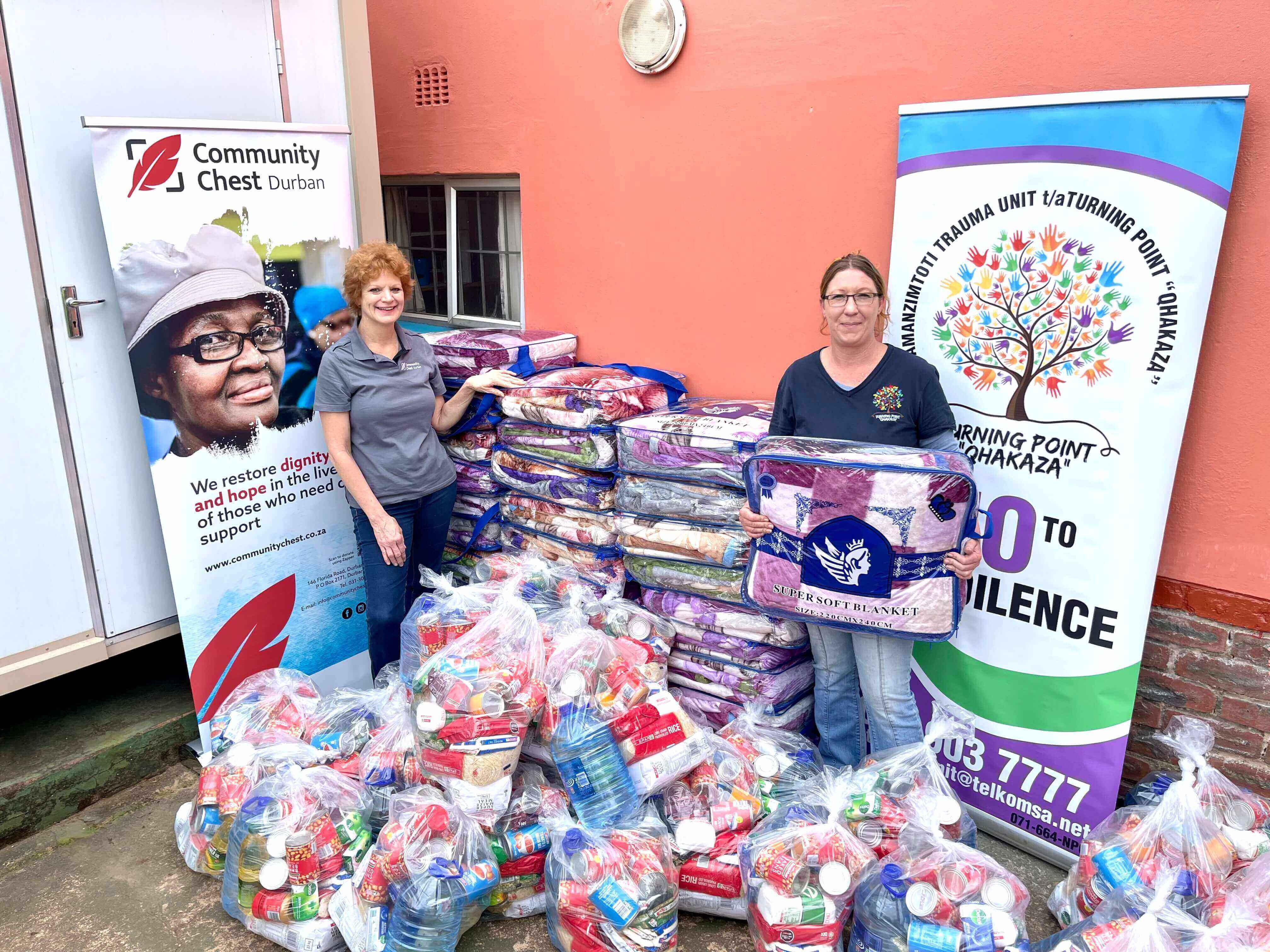 R300 000 Donation from Lindbergh Charity Trust for flood relief