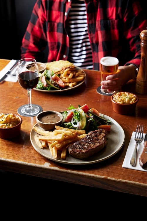 Tallarook Hotel — A Country Pub & Beer Garden