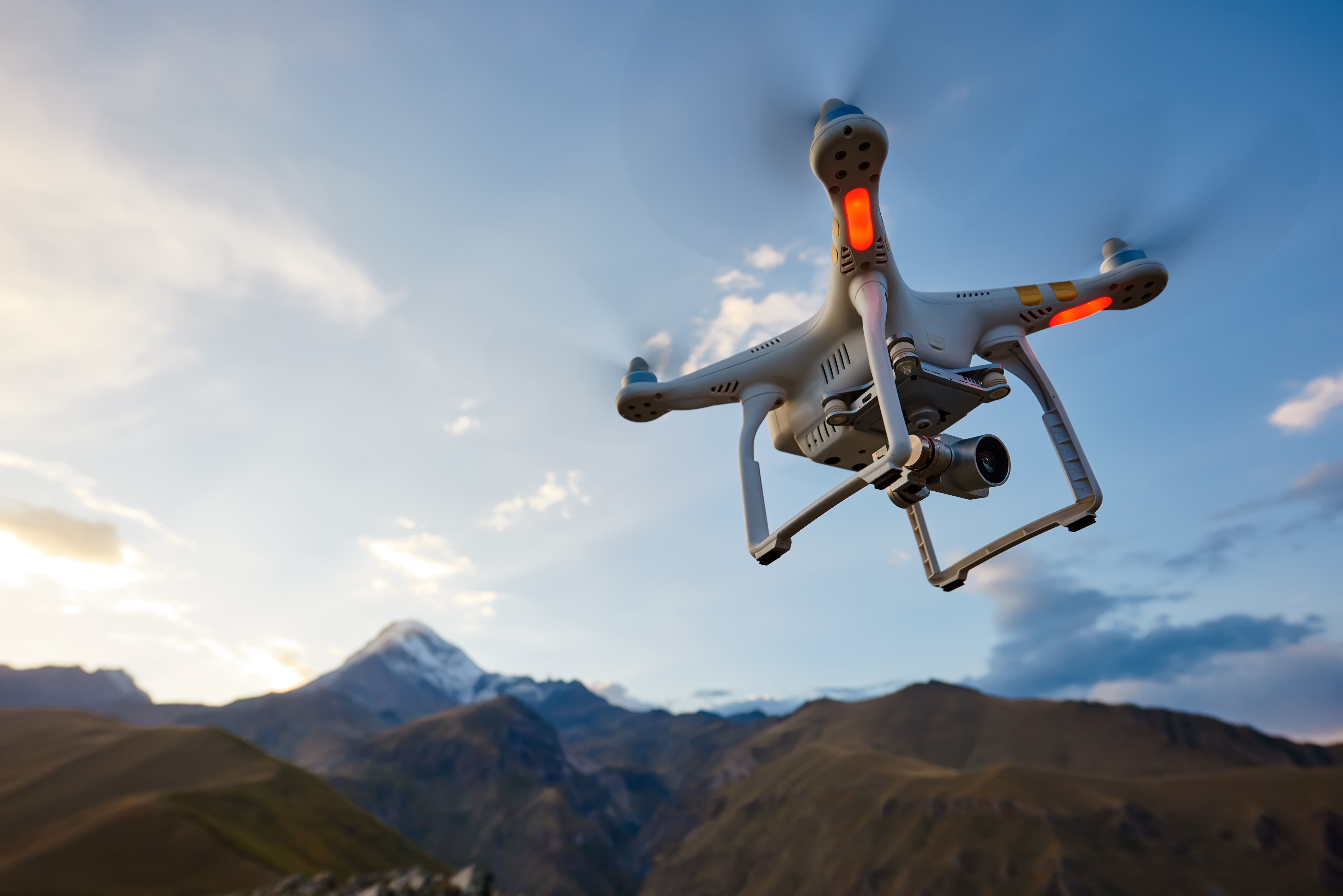 dan-tech drones batteries
