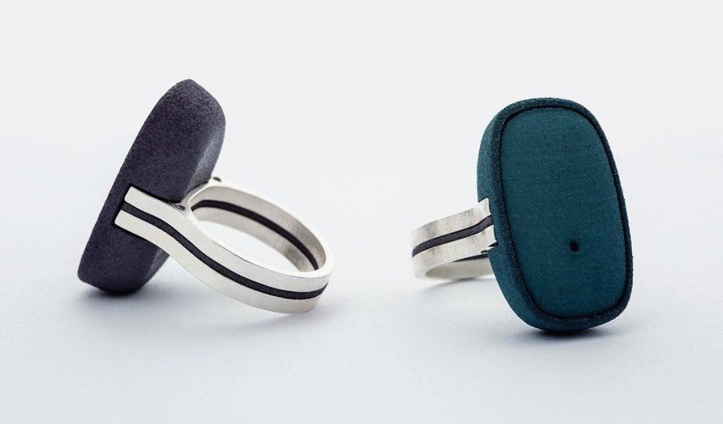 Moodmetric smart ring