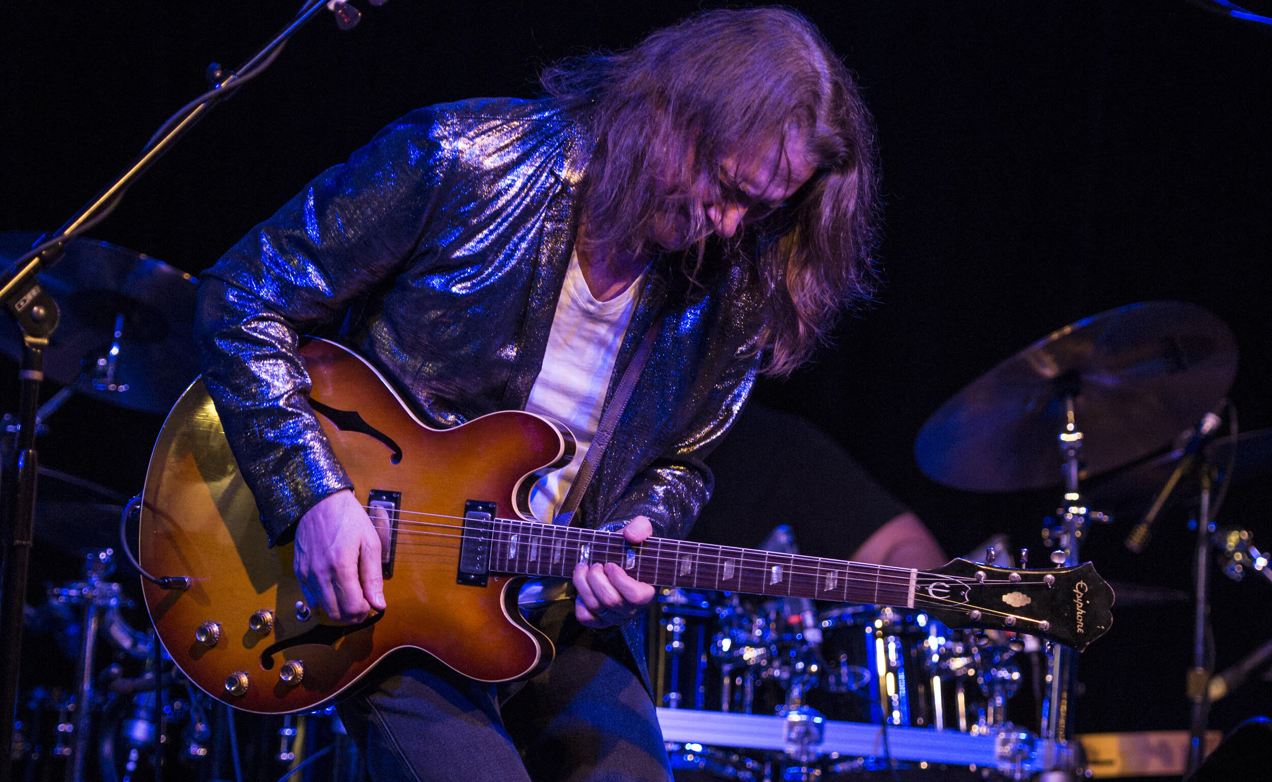 Robben Ford, with Special Guest Joe Robinson