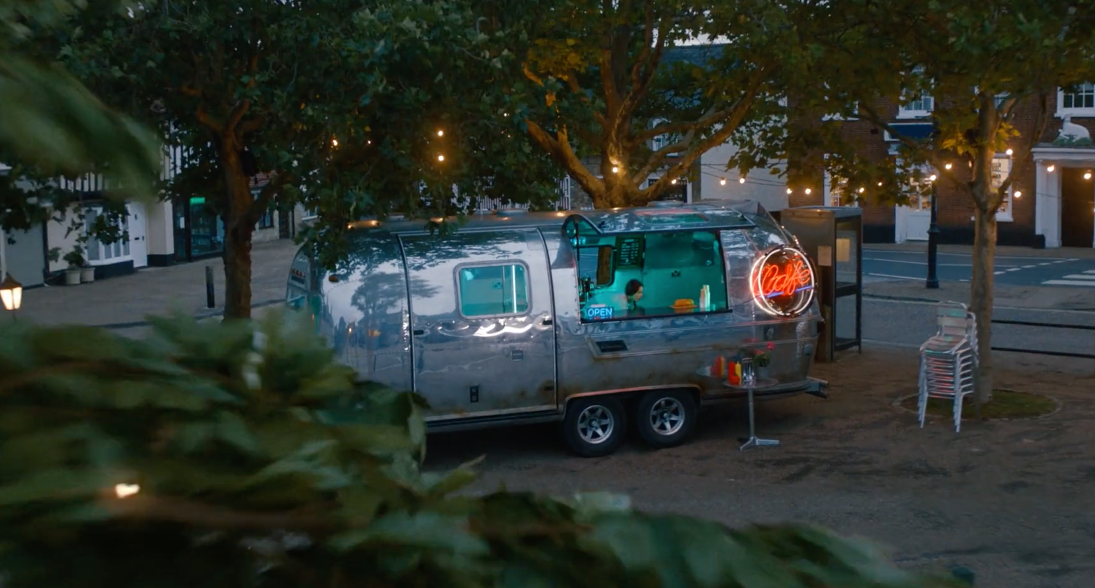 Starling Bank TV Ad