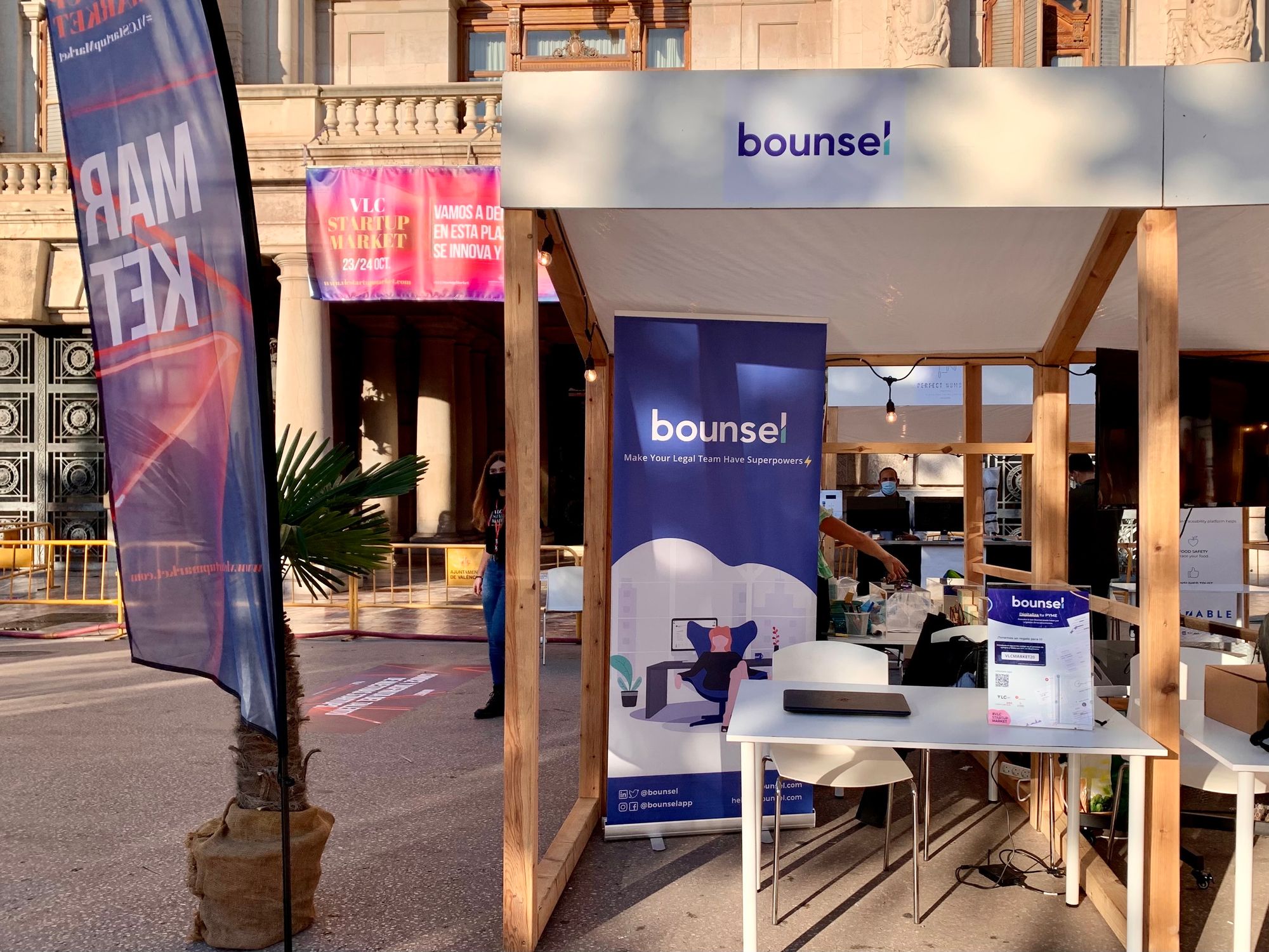 Stand de Bounsel en VLC Startup Market.