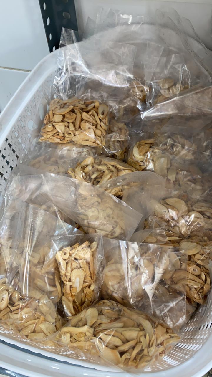 Dehydrated Garlic using a Benchfoods Commercial Dehydrator