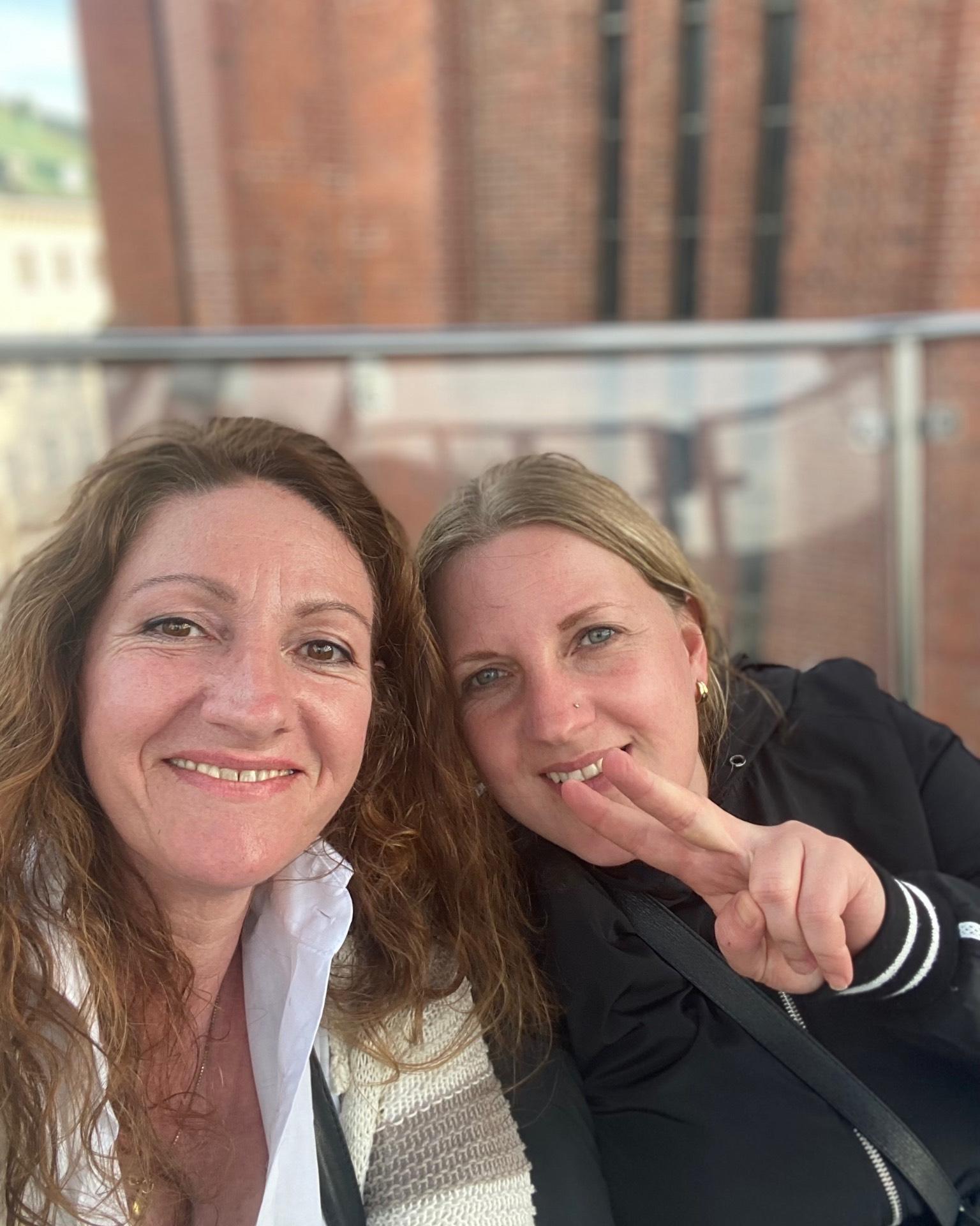 Hi bin Raffaela und freue mich ebenfalls auf deinen Besuch!