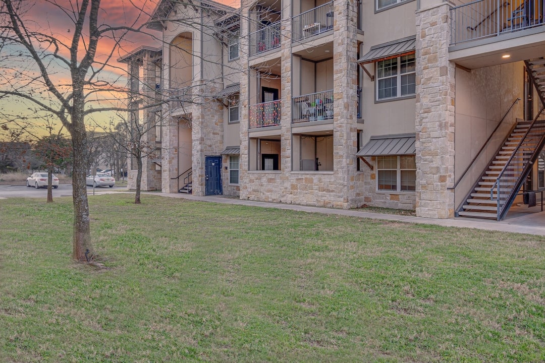 Logan Ridge | San Marcos, Texas