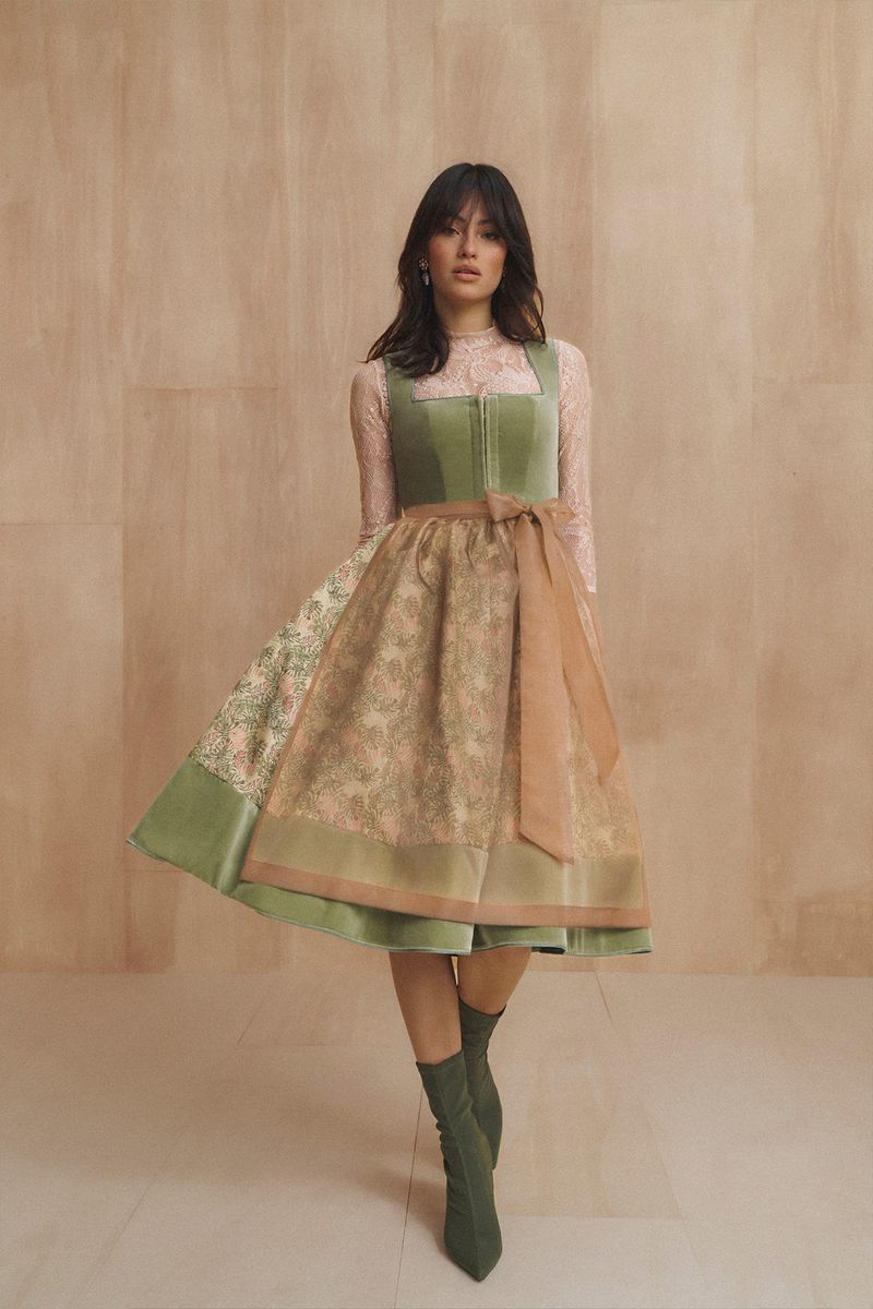 designer-trachtenmode-kinga-mathe-moderne-dirndl-co