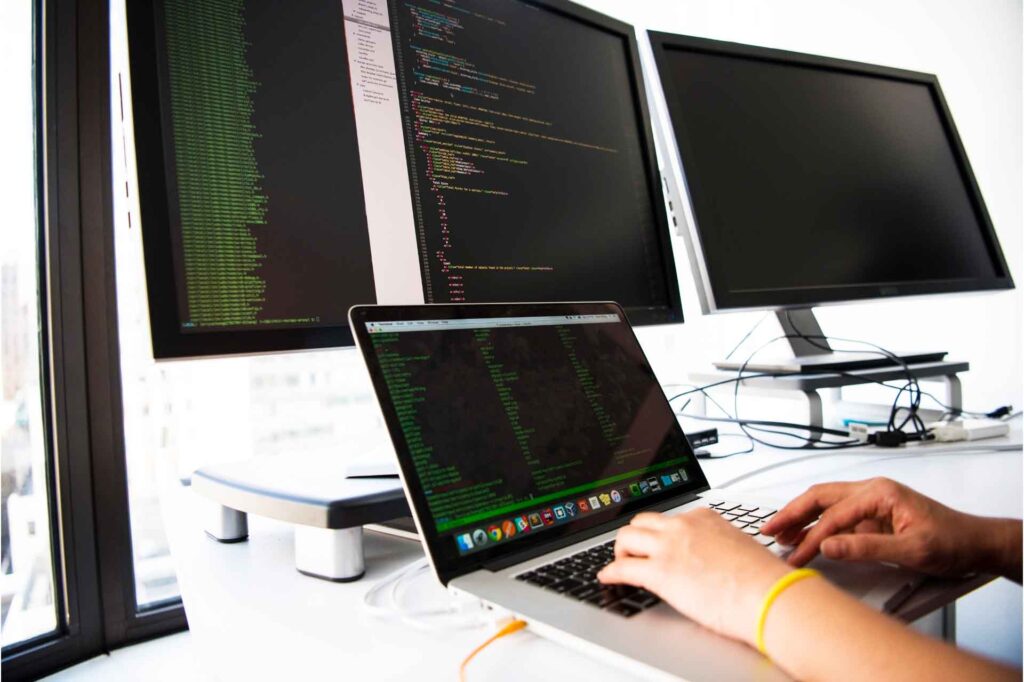 ¿Qué lenguaje elegir para tu proyecto Data Science: R o Python?