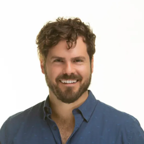 A photograph of Mark Bahorich.