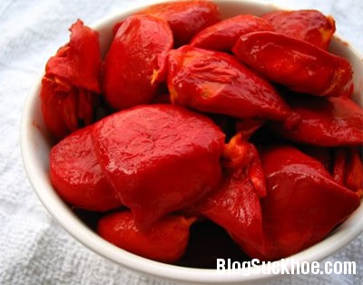 gac1 Hiệu quả đẹp da và chữa bệnh từ quả gấc