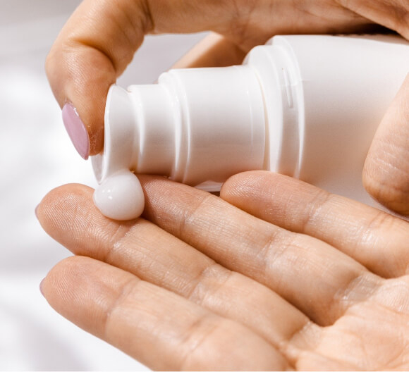 Anti-Aging-Produkte gegen Stirnfalte