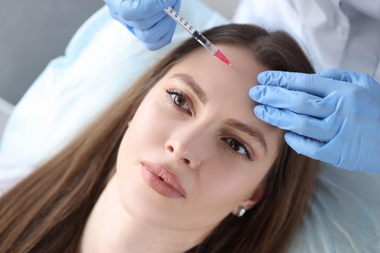 Unterspritzung Stirnfalten Botox oder Hyaluron