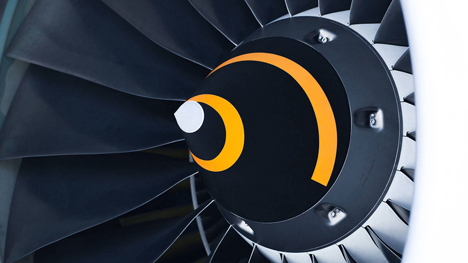Airplane engine