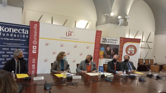 Presentación pública de la Cátedra de Autismo de la Universidad de Sevilla y el Proyecto Talentus para los estudiantes