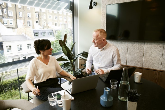 picture of people working on a laptop
