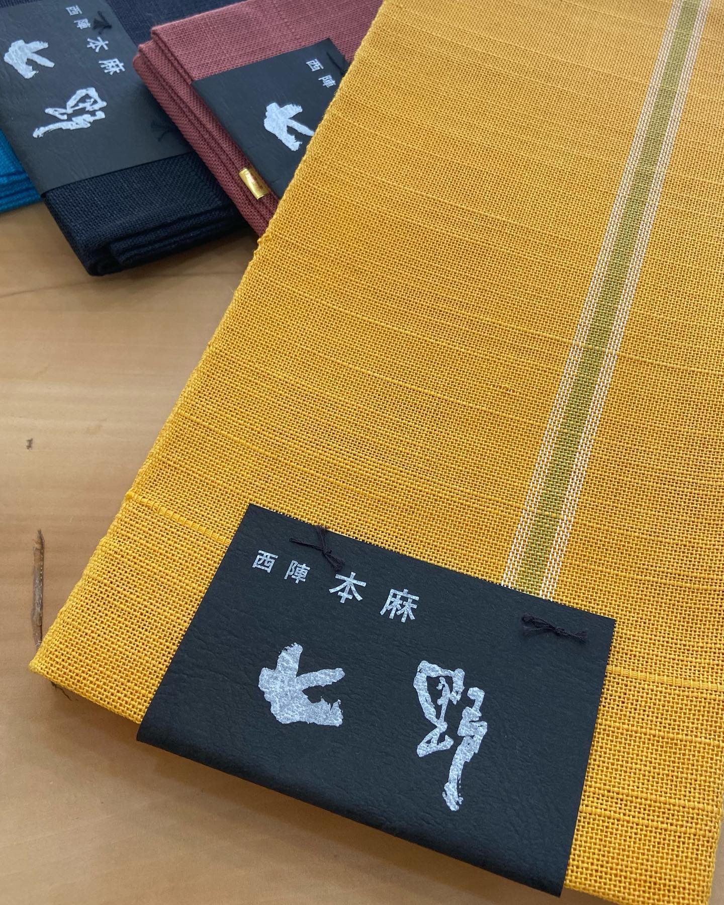 18003601969782290