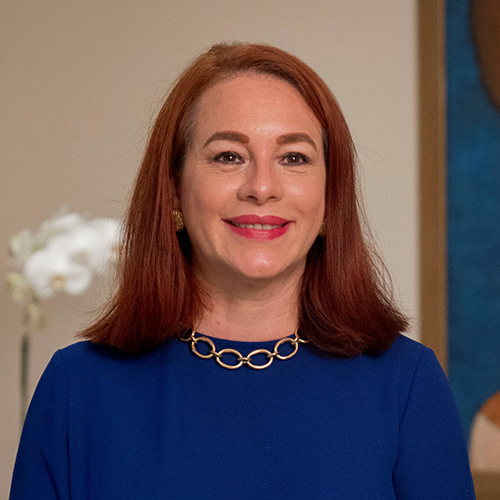 maria-fernanda-espinosa headshot