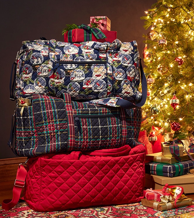 Vera Bradley 2022 Holiday Collection @ The Shoppes at American Candle