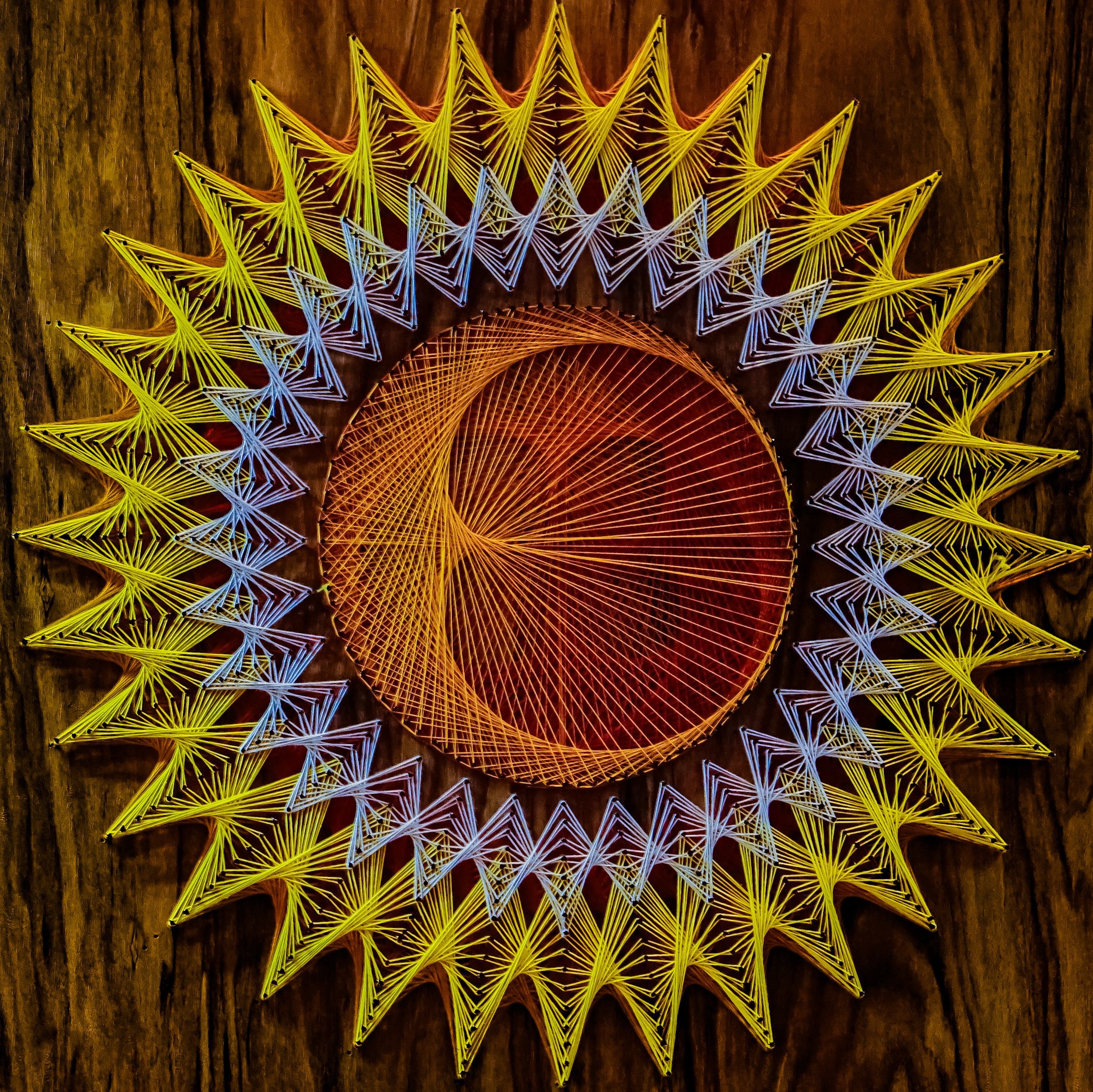 Complex webbing as symbol for growth