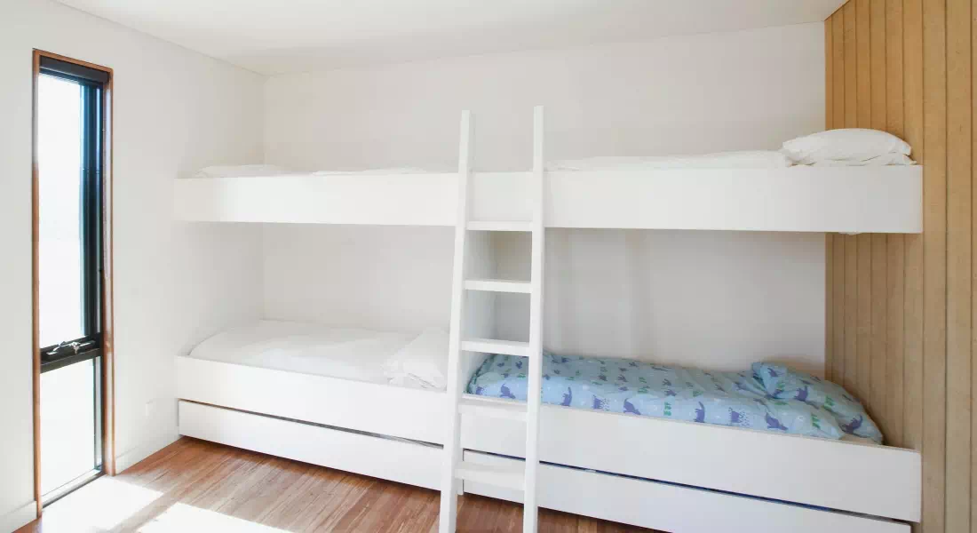 MERRICKS BEACH HOUSE VICTORIA by Modscape Heaps Good Homes