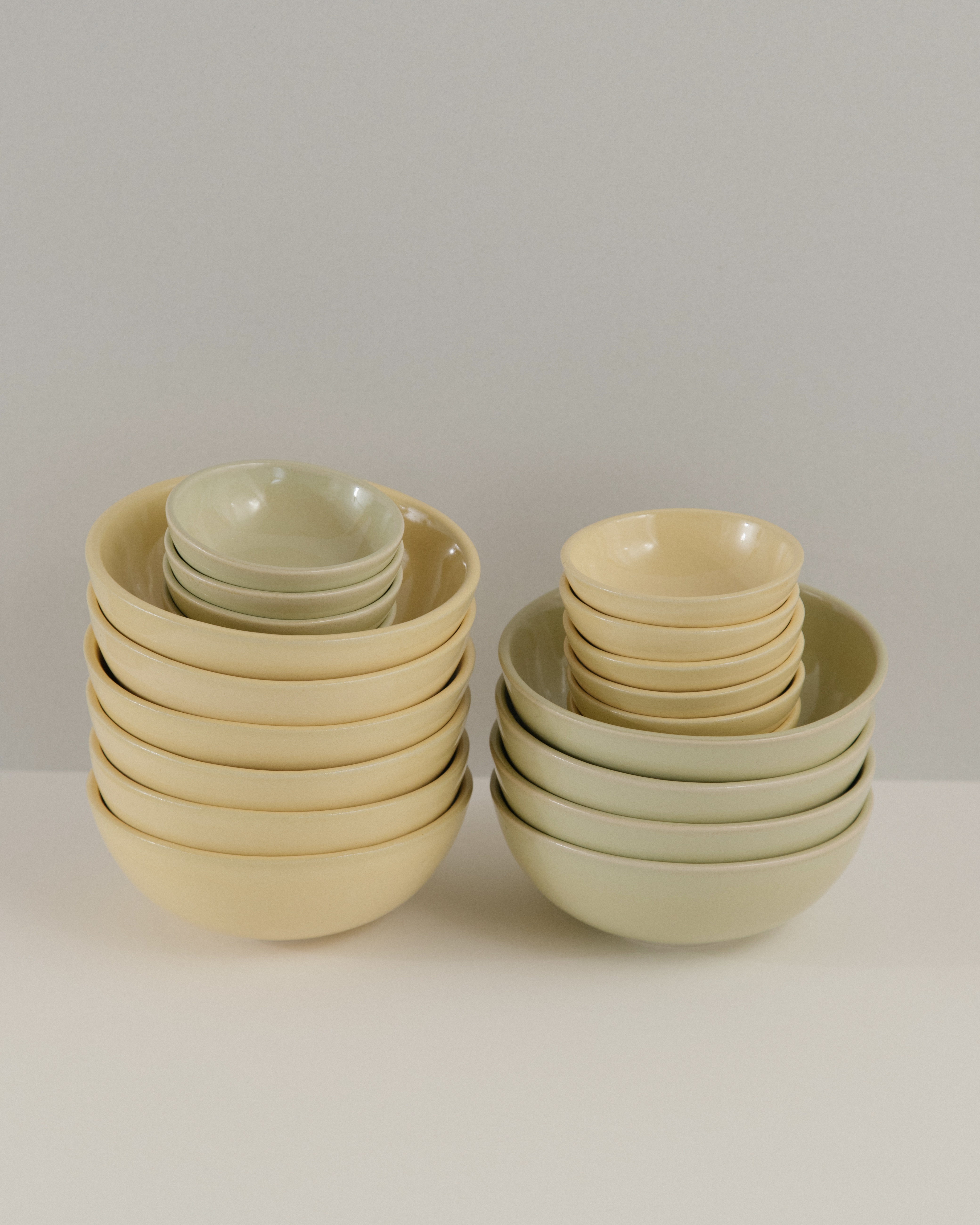 Medium Bowl in Green - Set of 2