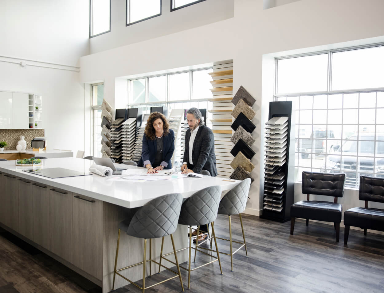 Zen Living is the largest manufacturers and suppliers of kitchen, bathroom and home cabinets in Calgary, Canada, supplying homeowners and builders with superior quality.
