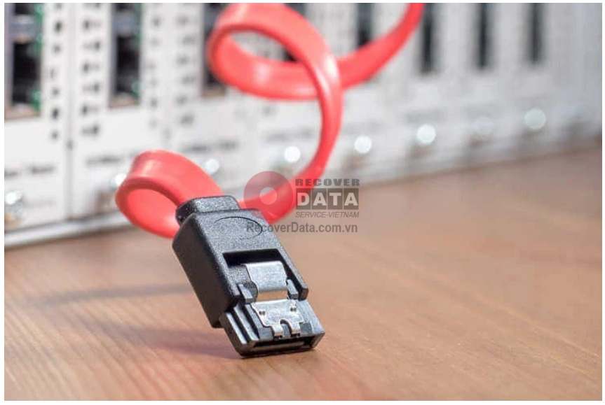 cach cuu du lieu o cung khong nhan 1