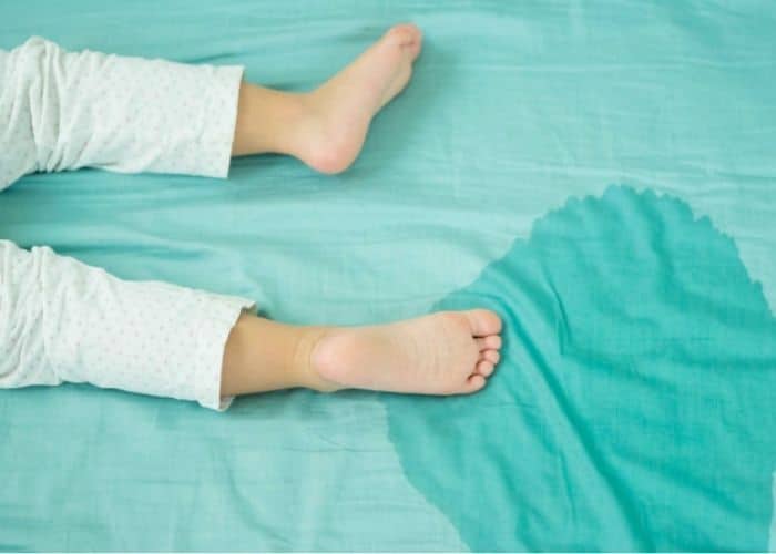 Đái dầm tuy không gây nguy hiểm nhưng lại khiến cho người đó cảm thấy phiền toái, tự ti