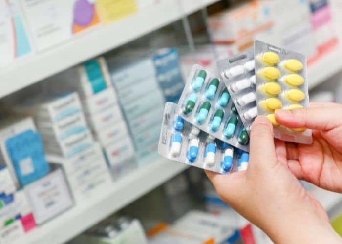 Thuốc chữa bệnh tiểu không tự chủ bằng Tây Y